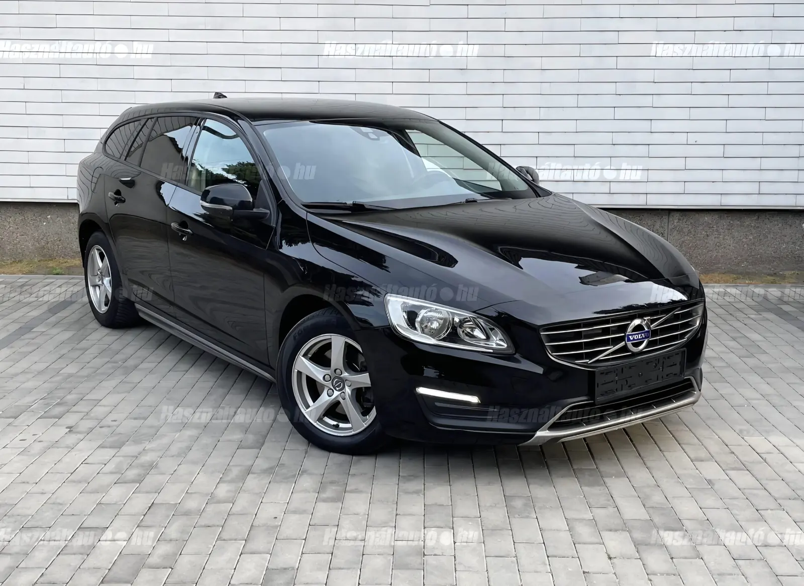 Volvo V60 1.6 D [D2] Momentum